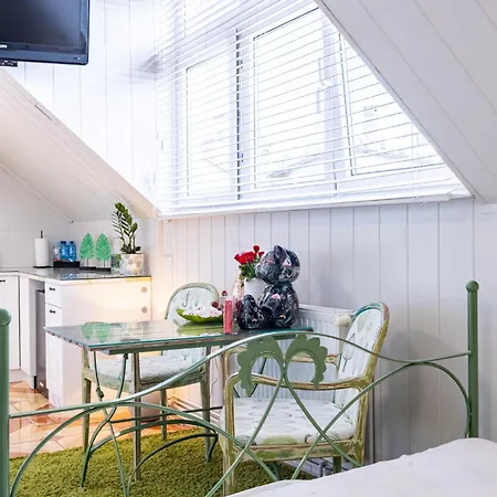 I Blisko Morza Gryfa Pomorskiego 54 Miedzyzdroje