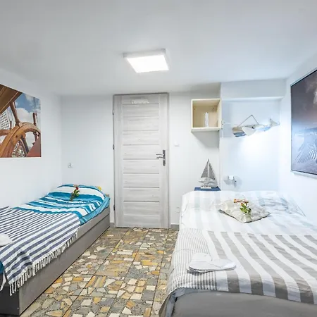 I Blisko Morza Gryfa Pomorskiego 54 *