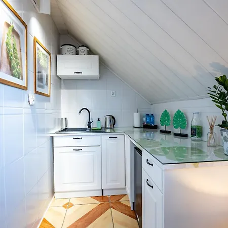 I Blisko Morza Gryfa Pomorskiego 54 * Miedzyzdroje